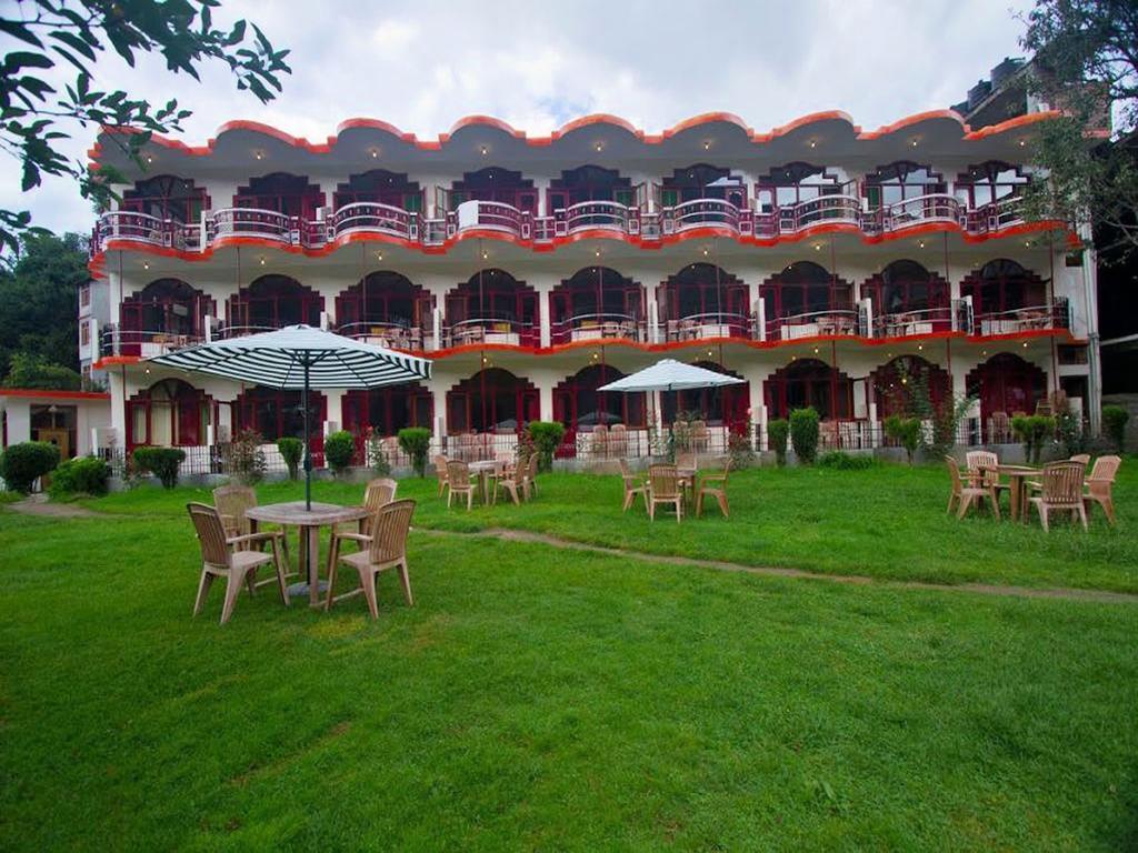 Himanshu Resorts Manāli Exterior foto