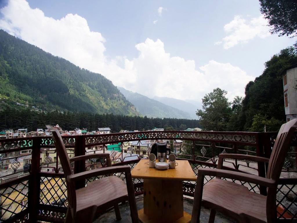 Himanshu Resorts Manāli Quarto foto